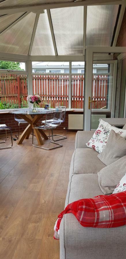 Home2Home Meadow Close East Kilbride Exterior foto
